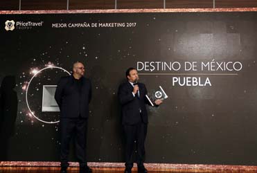 El Secretario de Cultura y Turismo de Puebla dirigió unas palabras agradeciendo el reconocimiento que recibió Puebla