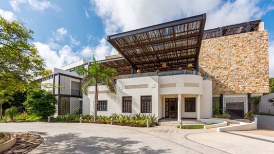 FACHADA 1