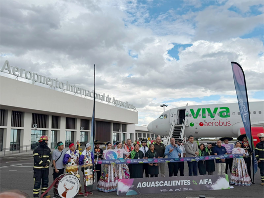 160626 Viva celebra con Aguascalientes el inicio de su nueva ruta hacia la Ciudad de Mexico AIFA 1